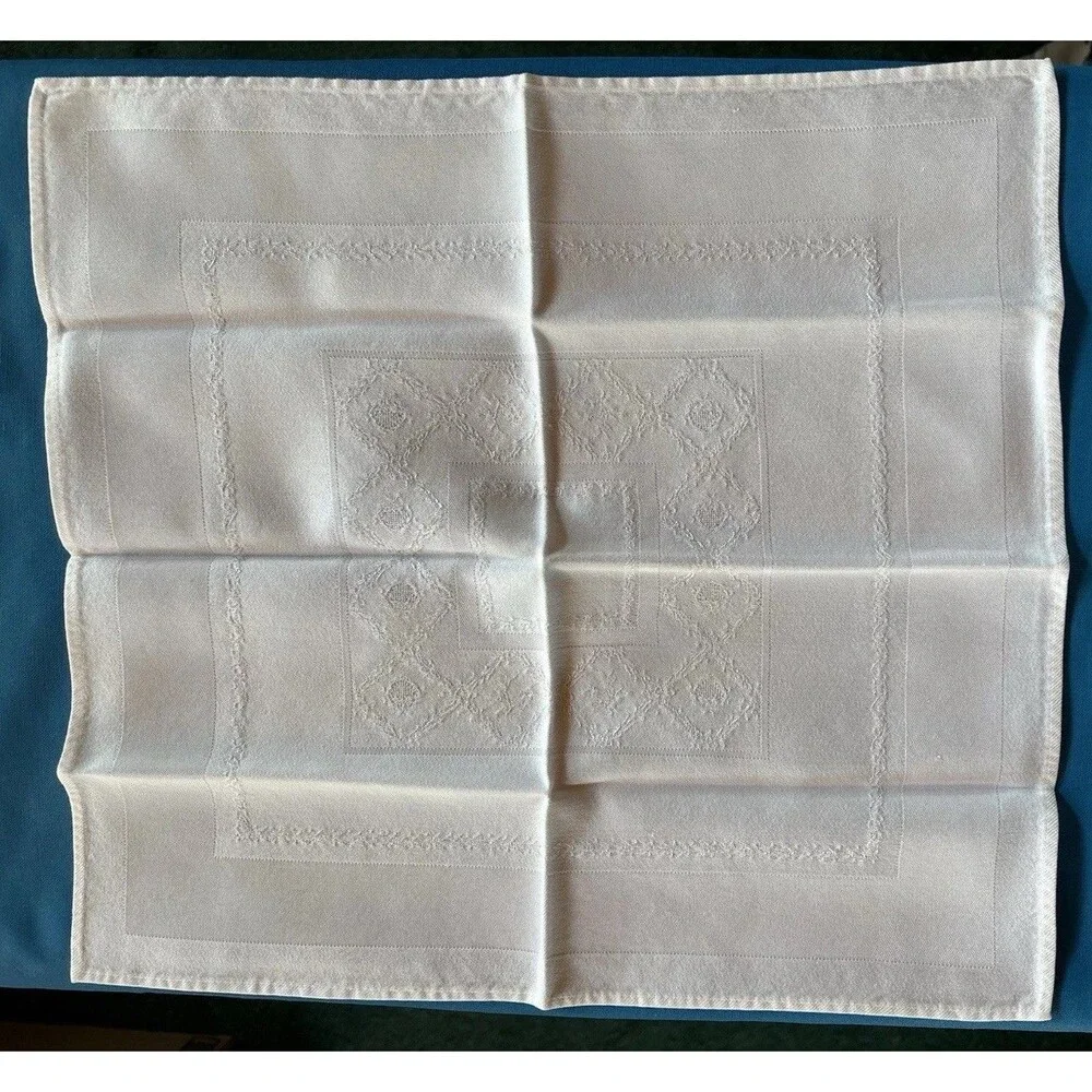 Vtg Set of 12 White Damask Linen Dinner Napkins Country Geometric 15